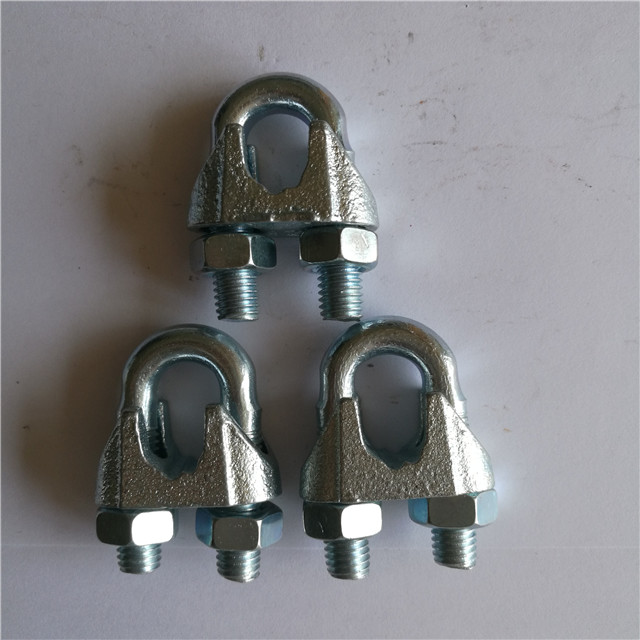 Venta al por mayor de abrazadera de alambre de clip de cuerda de alambre chapado en zinc