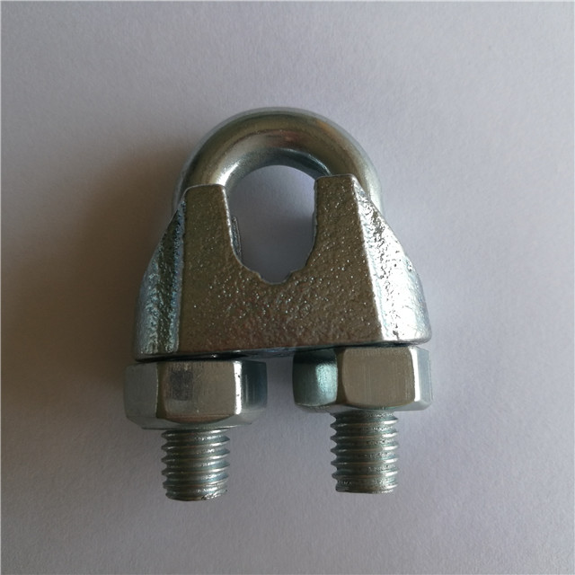 Venta al por mayor de abrazadera de alambre de clip de cuerda de alambre chapado en zinc