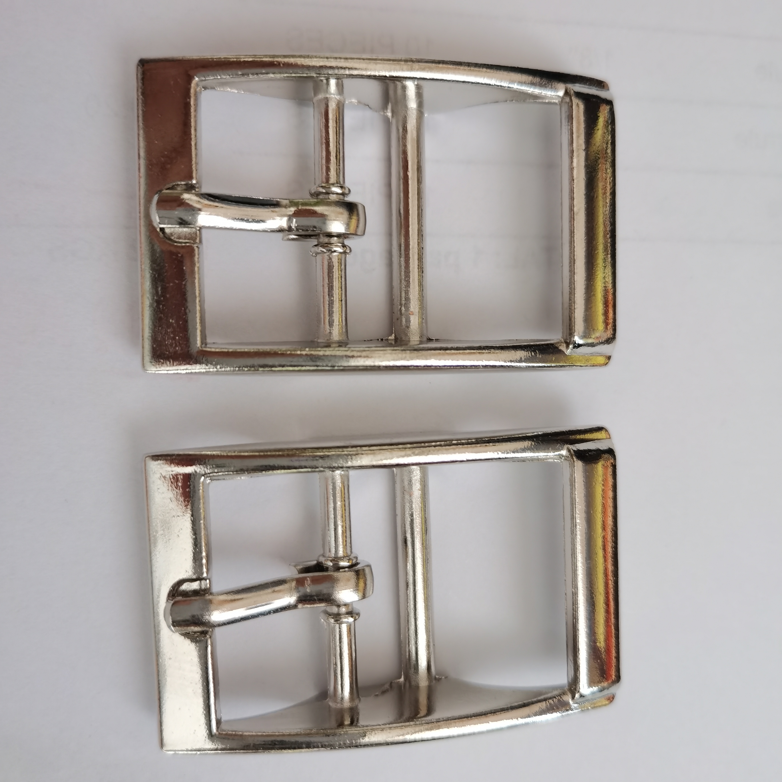 Fabricante de hebillas de anillo en D de metal para uso de arneses para perros