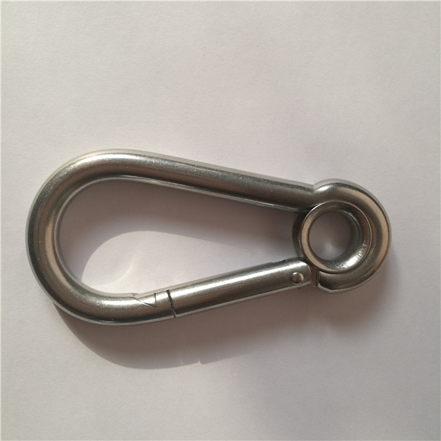 Clip de mosquetón de hierro o acero inoxidable Din5299A Gancho de seguridad con ojal